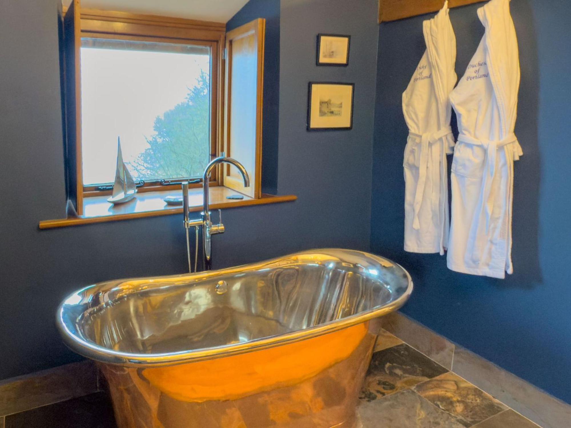 Duke Of Portland Boathouse On The Shore Of Lake Ullswater Ideal For A Romantic Break Pooley Bridge Exterior photo