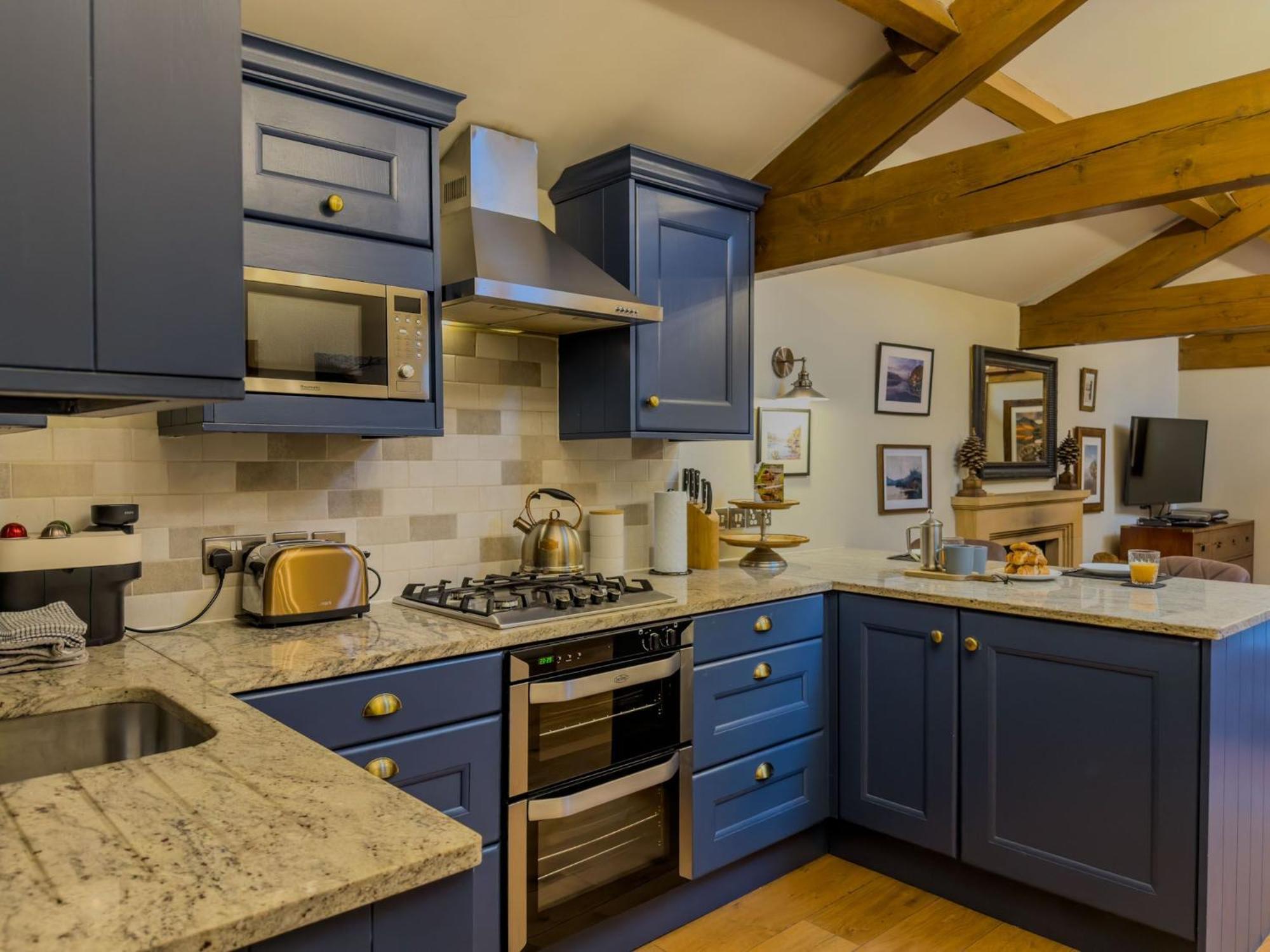 Duke Of Portland Boathouse On The Shore Of Lake Ullswater Ideal For A Romantic Break Pooley Bridge Exterior photo