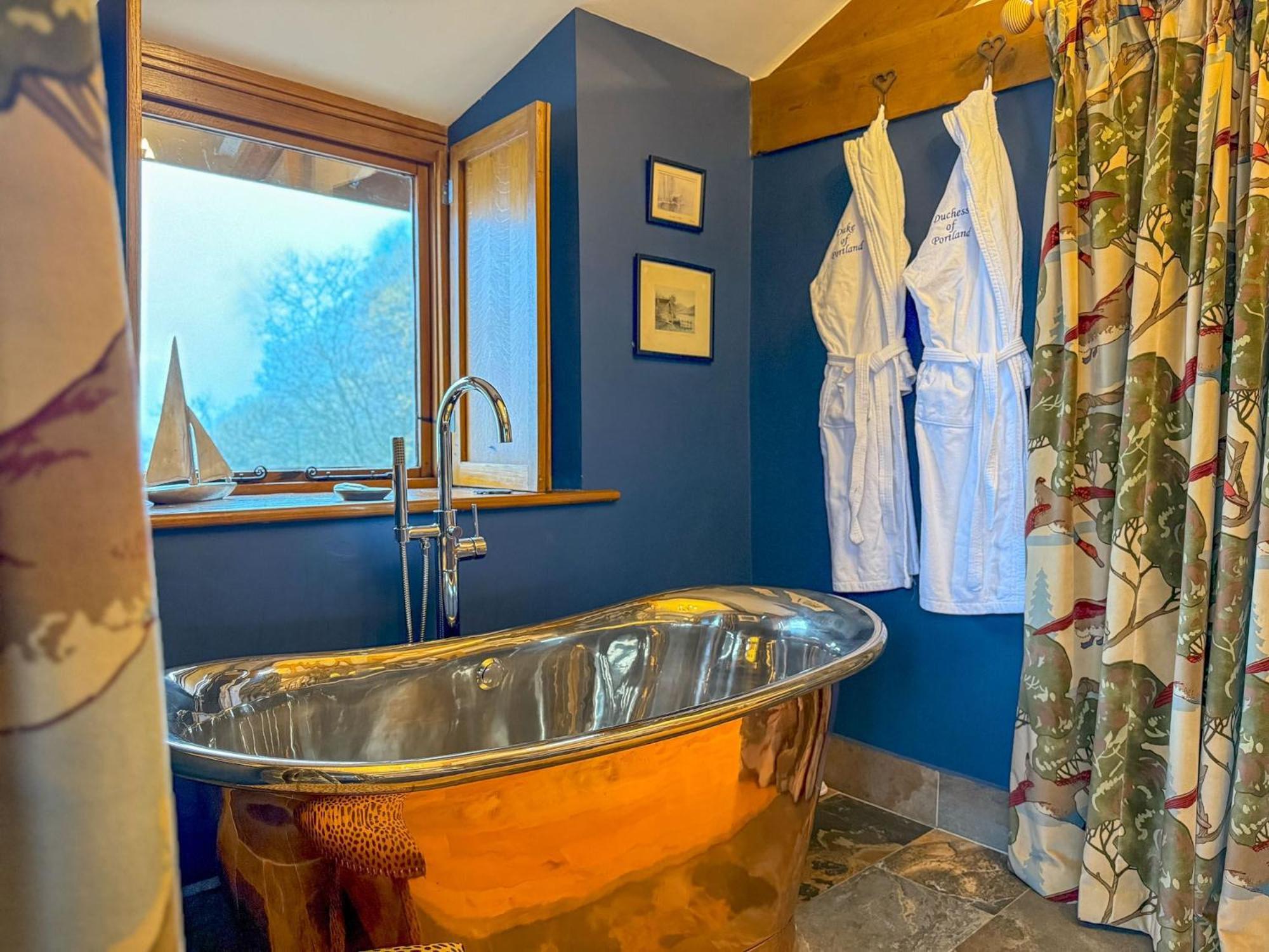 Duke Of Portland Boathouse On The Shore Of Lake Ullswater Ideal For A Romantic Break Pooley Bridge Exterior photo