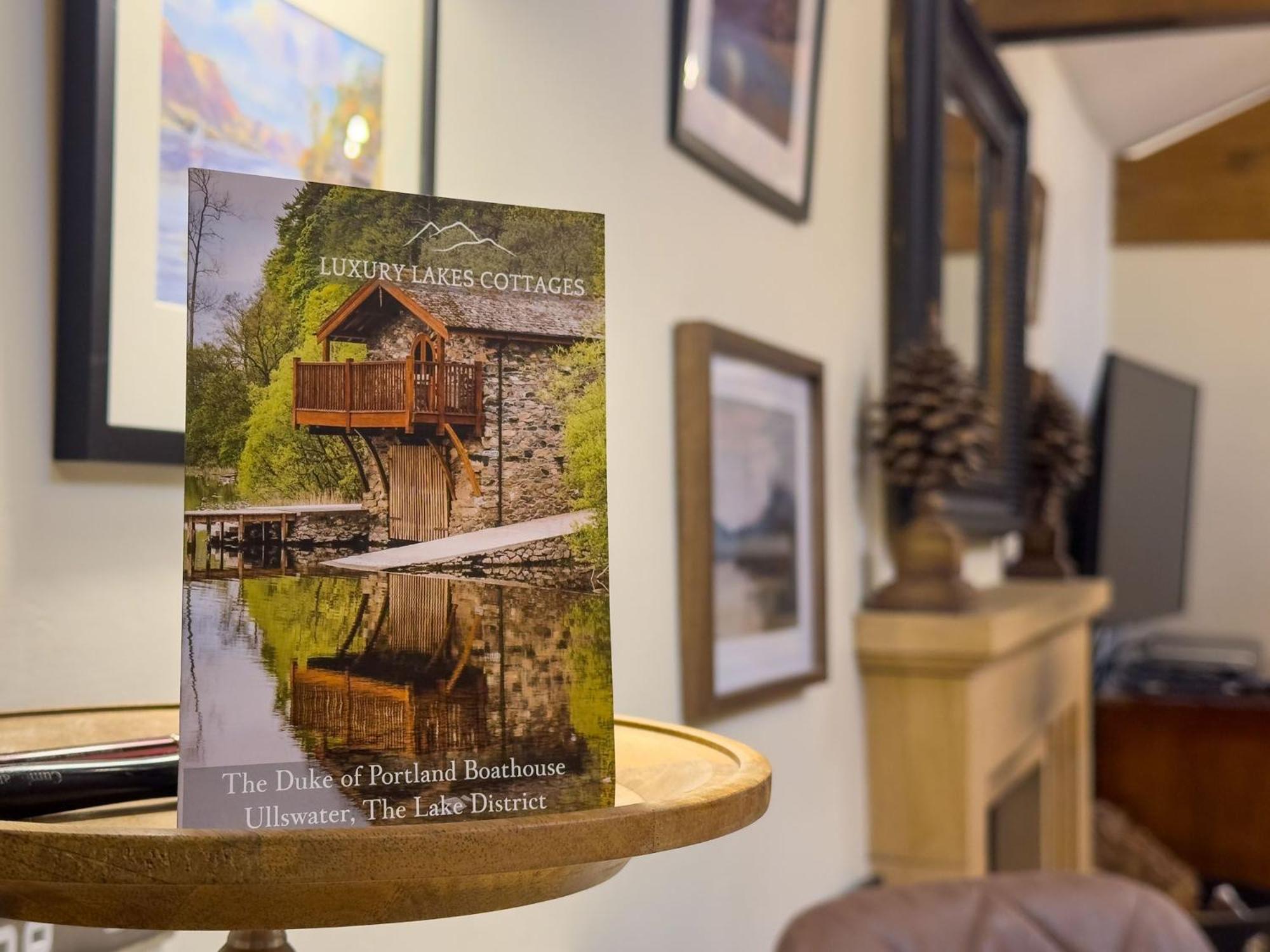 Duke Of Portland Boathouse On The Shore Of Lake Ullswater Ideal For A Romantic Break Pooley Bridge Exterior photo